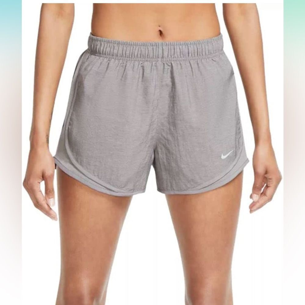 Ladies Nike Dri-Fit Grey Heather Running Shorts Lined Size Medium